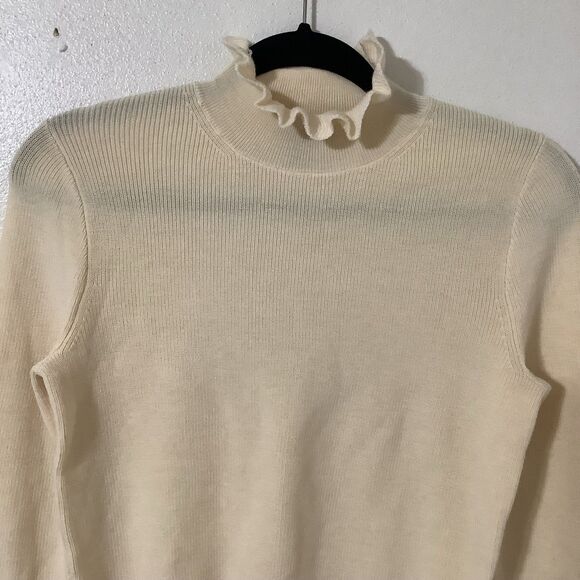 J.Crew Cream Ruffle Neck Merino Wool Blend Knit Quiet Luxury Preppy Sweater XS - Picture 2 of 10